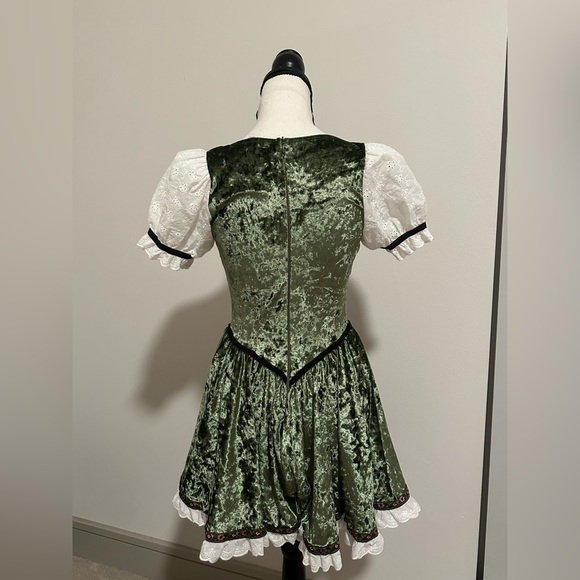 Dolls Kill Beer Maiden Costume - Picture 5 of 7